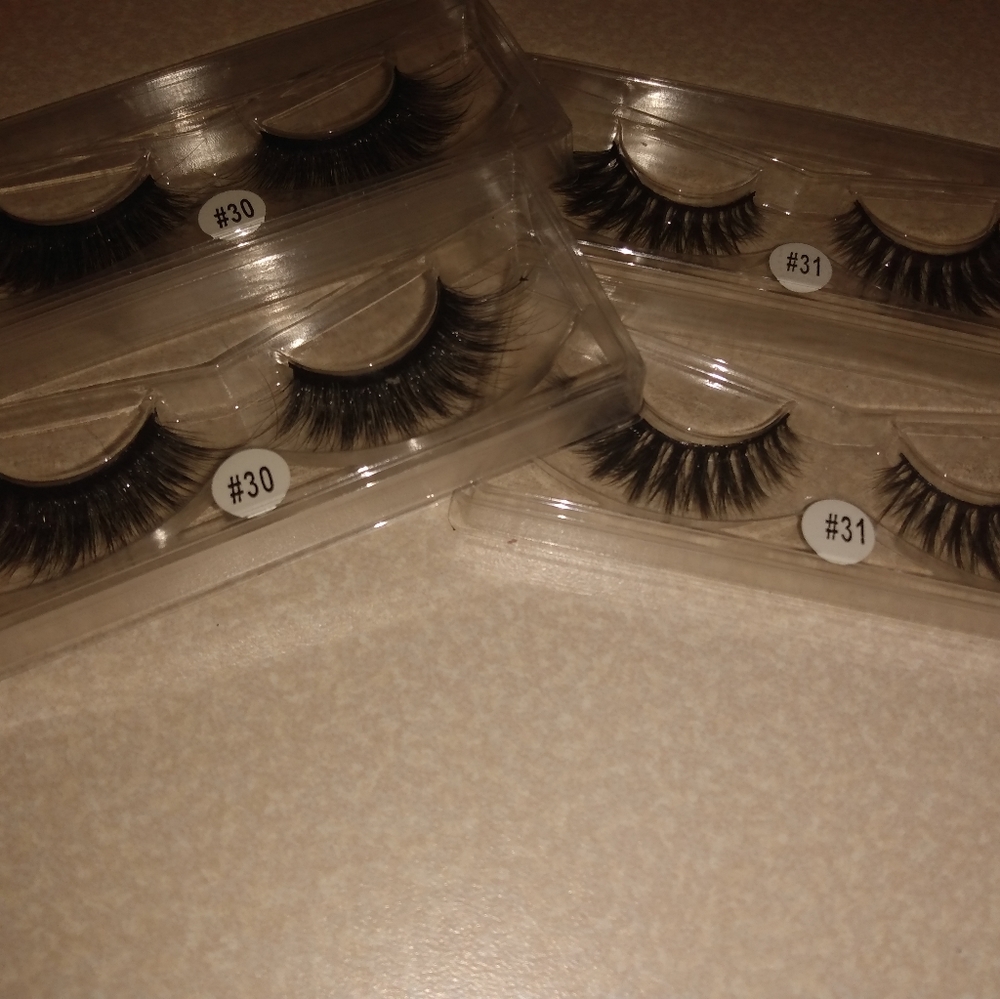 Eye Lashes - Picture 2 of 7